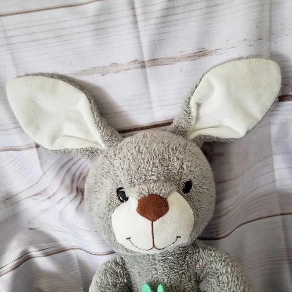 Animal Adventure Gray White Bunny Rabbit With Carrot Plush 15" Stuffed 2014 HTF - Picture 2 of 11
